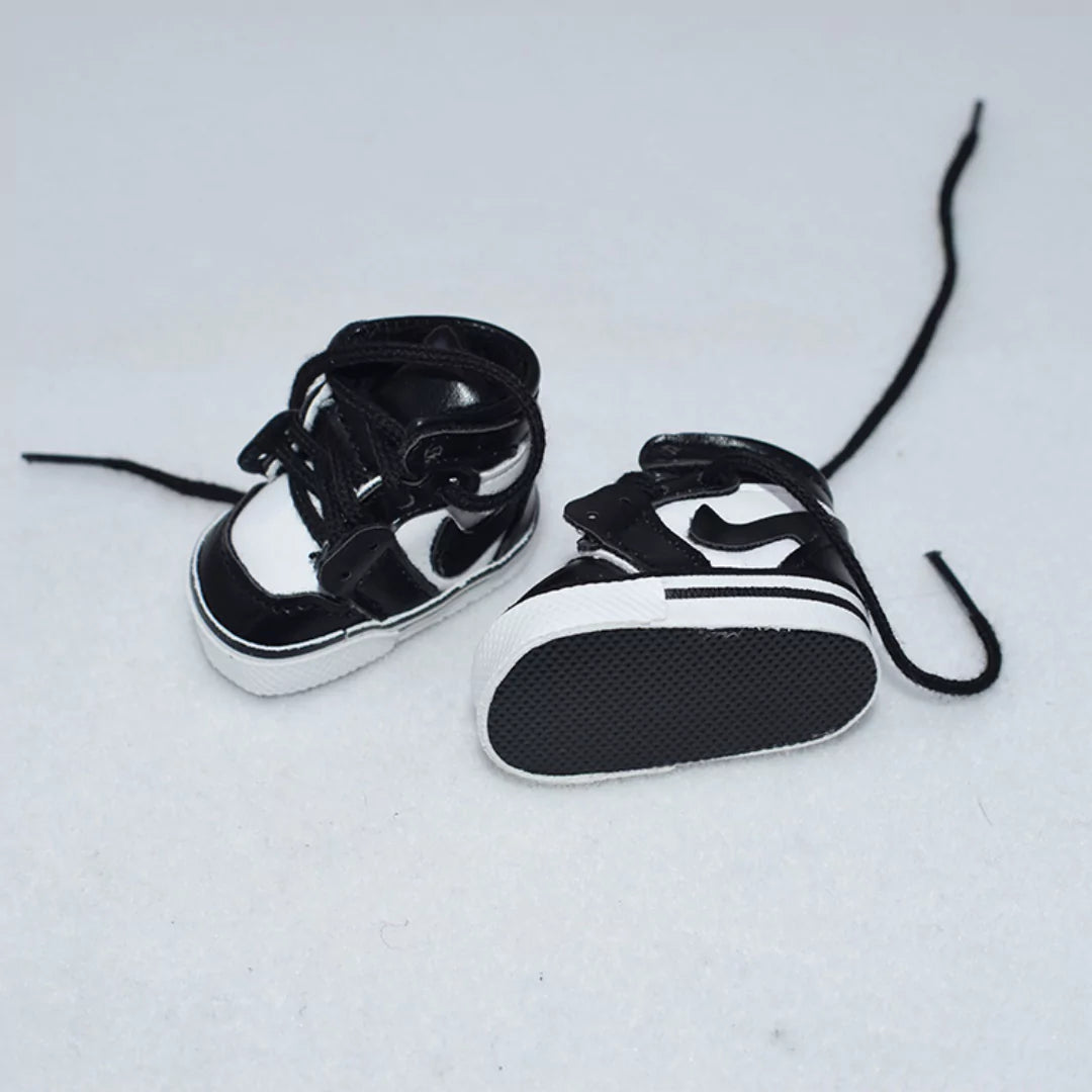 Mini Streetwear Sneakers for Dolls