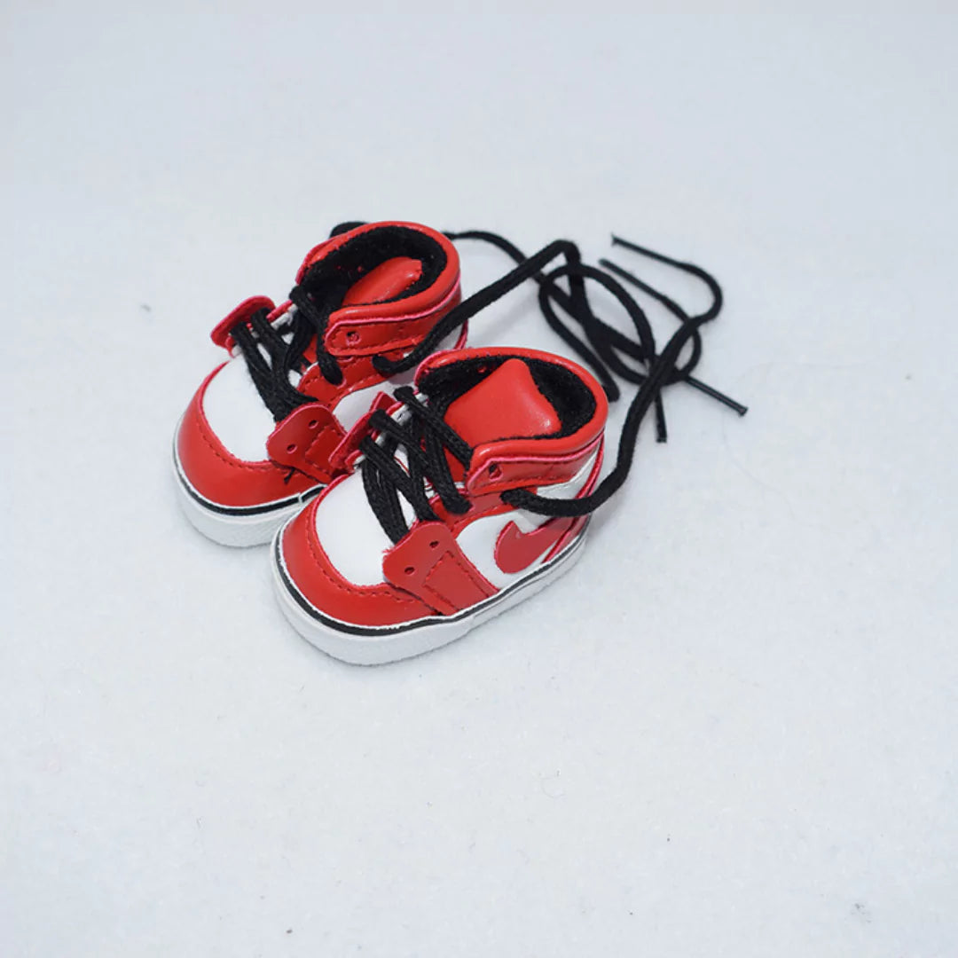 Mini Streetwear Sneakers for Dolls