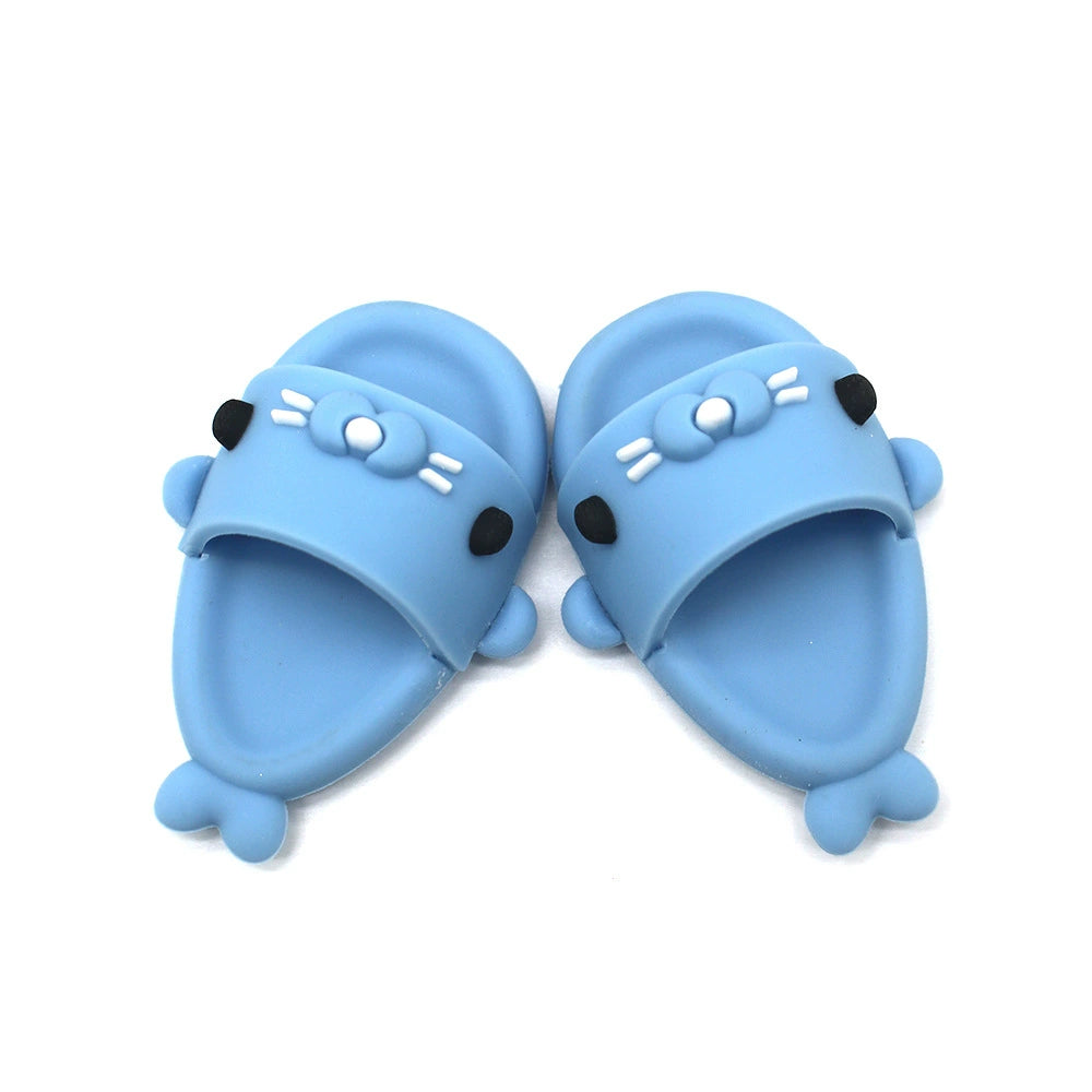 Pantuflas de tiburón Labubu