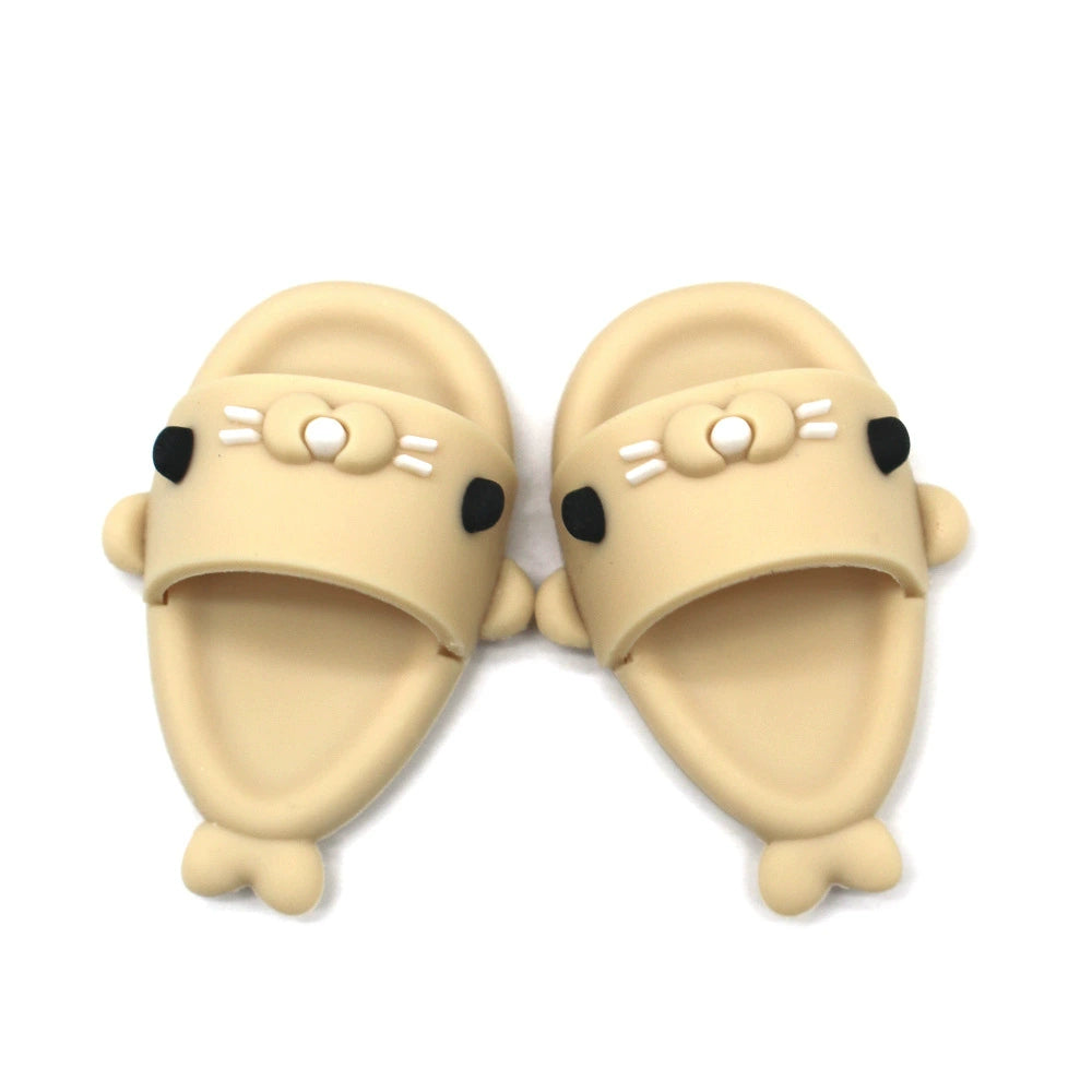 Pantuflas de tiburón Labubu