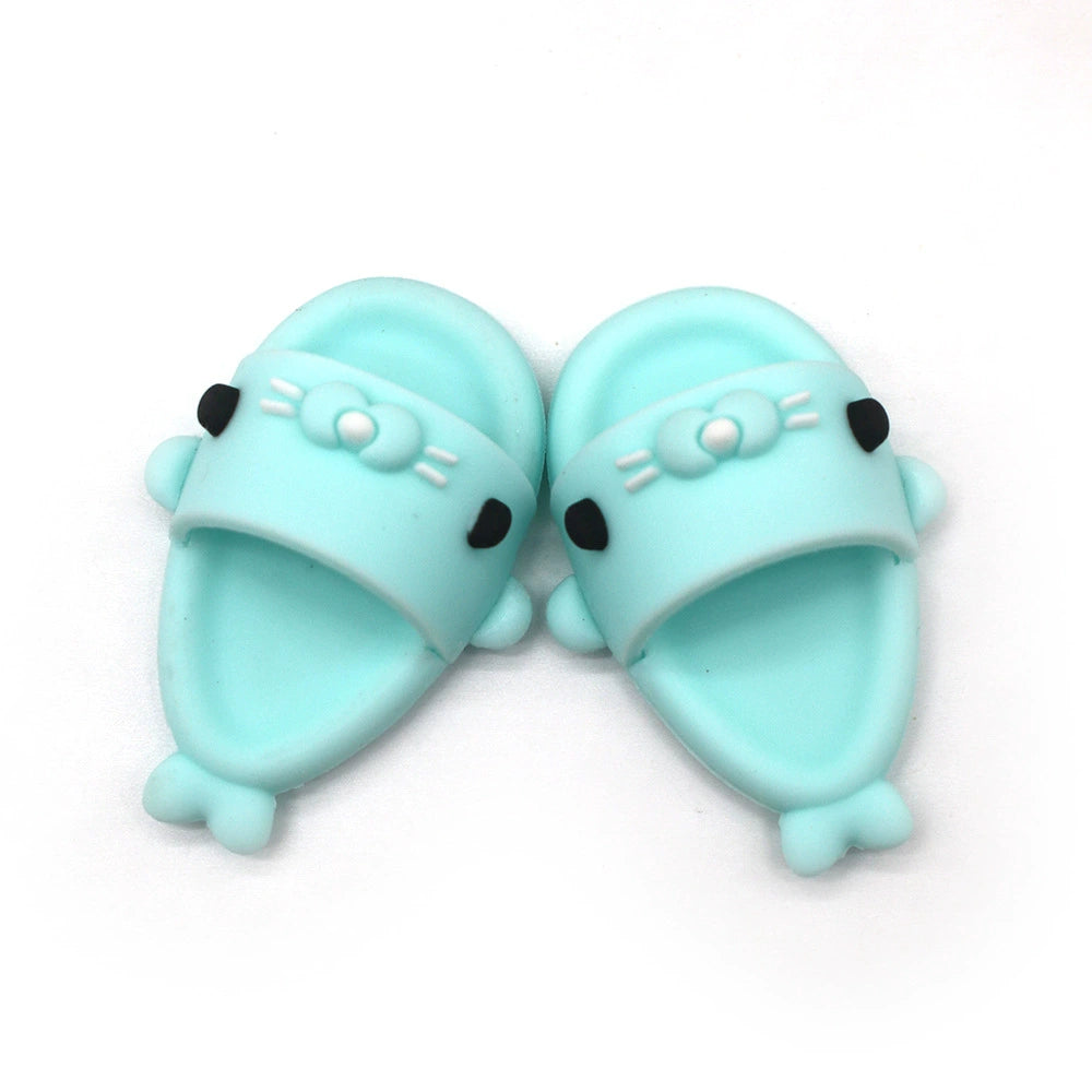Pantuflas de tiburón Labubu