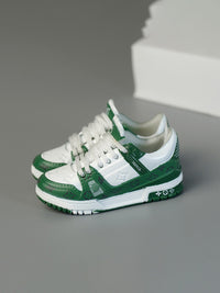 GREEN \ WHITE