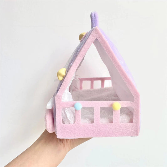 Pastel Plush on 17cm plush doll: plush dollhouse with peaked roof, pink walls with window cutouts.