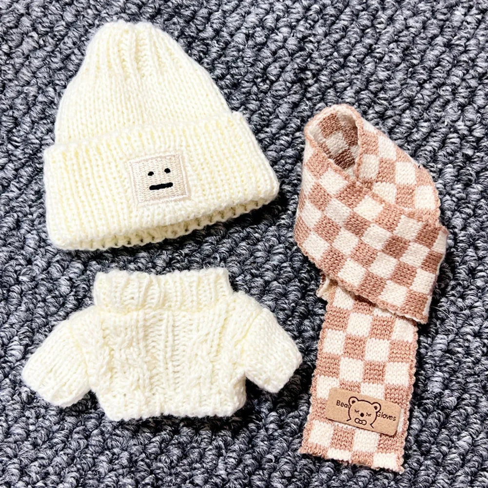 Chequered Knit Set on 17cm plush doll: black-and-white chequered knit sweater, dark denim mini shorts.