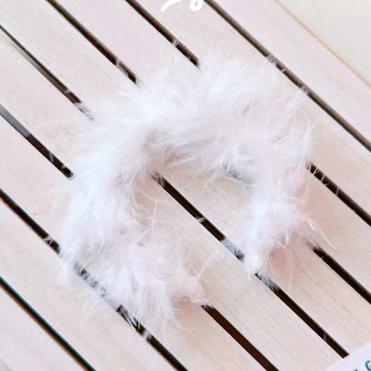 Fluffy Feather Headband on 17cm plush doll: one fluffy white feather headband, layering with elegant dresses and formal ou...